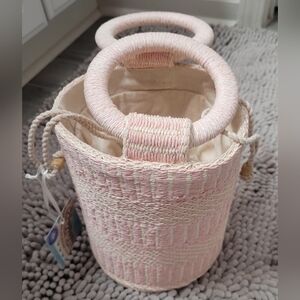 NWT Sigrid Olsen Pink and Cream Woven Bucket Bag with dual handles with a drawst